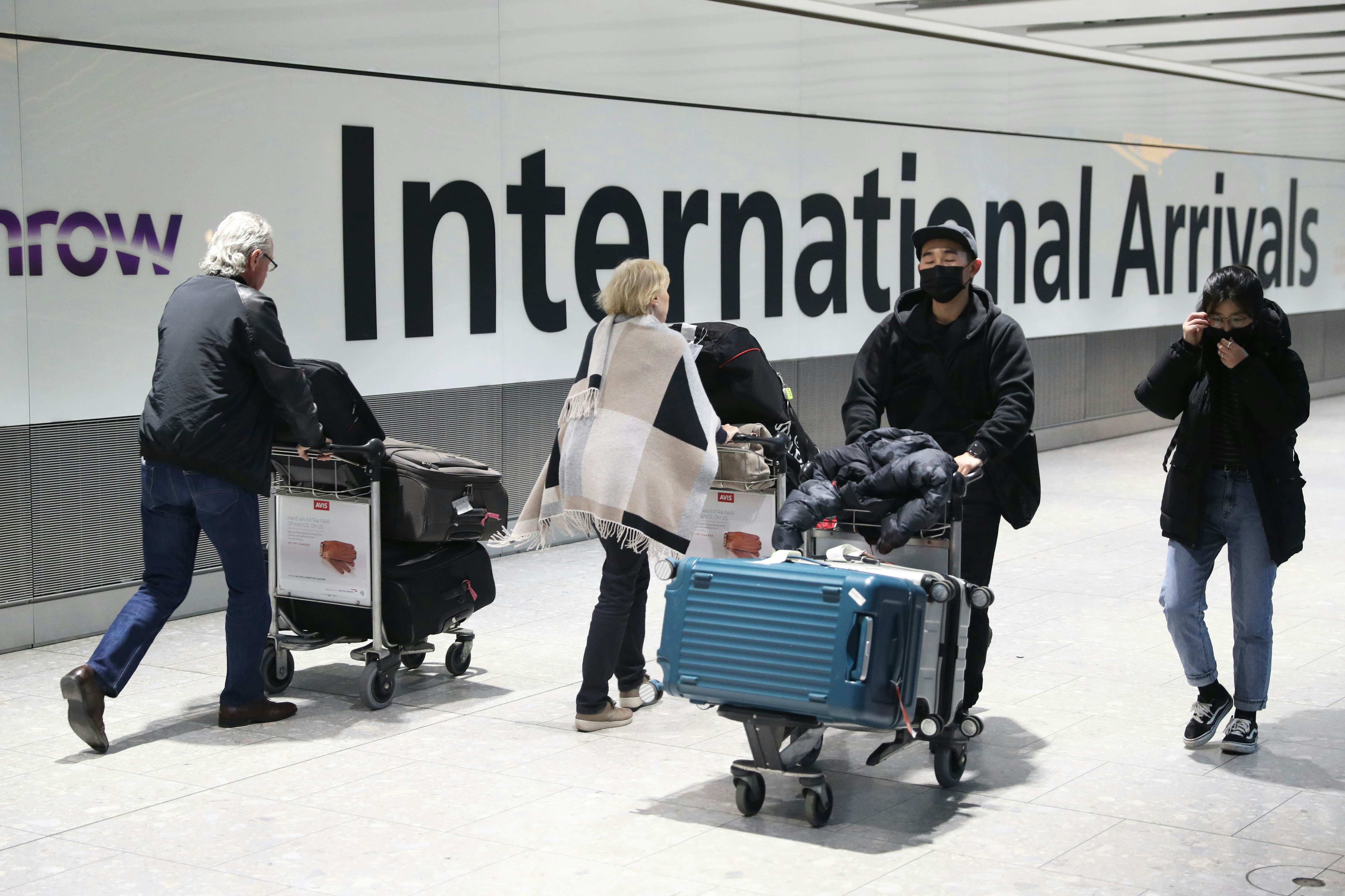 Blind Baggage Meaning In English BLINDS